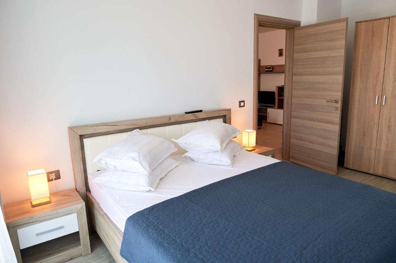 Rubic Apartment Spa N Pool Beach Resort Năvodari Buitenkant foto