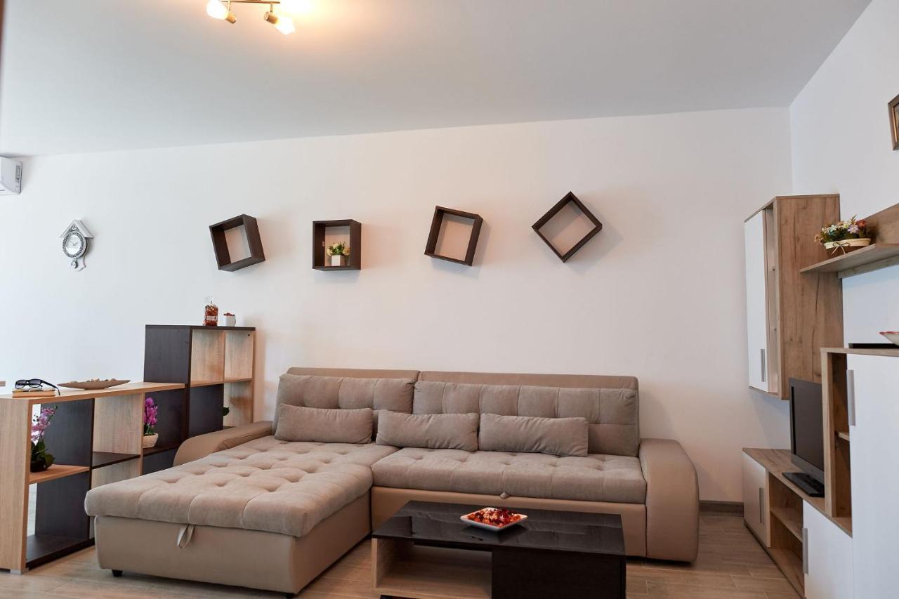 Rubic Apartment Spa N Pool Beach Resort Năvodari Buitenkant foto